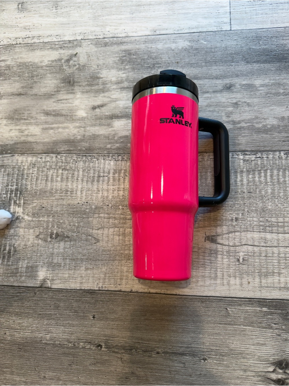 Stanley 30oz  Tumbler in neon pink